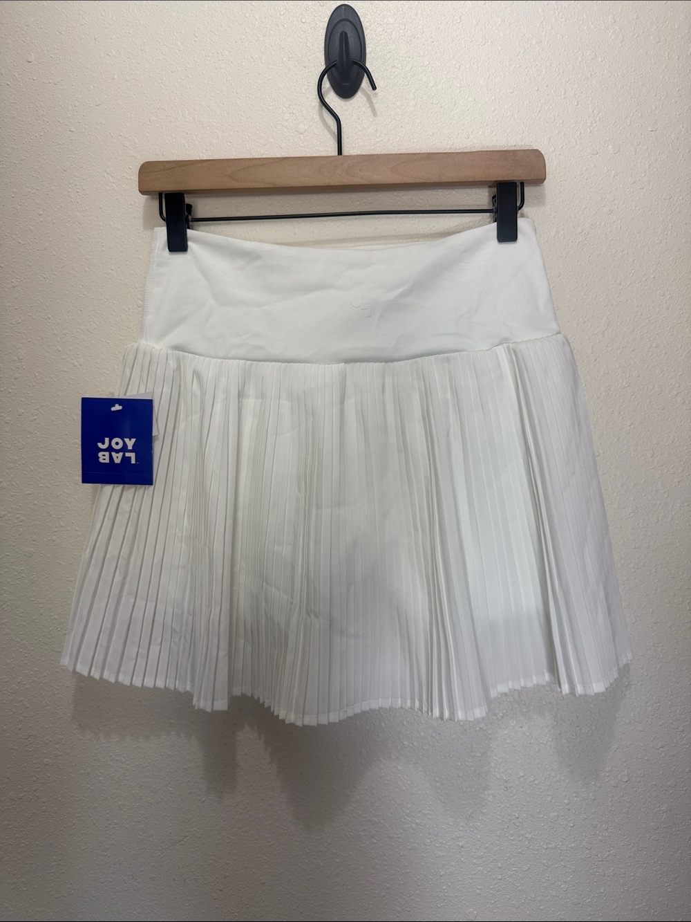 Joy Lab Women’s Pleated White Skirt, Size M - Picture 4 of 5